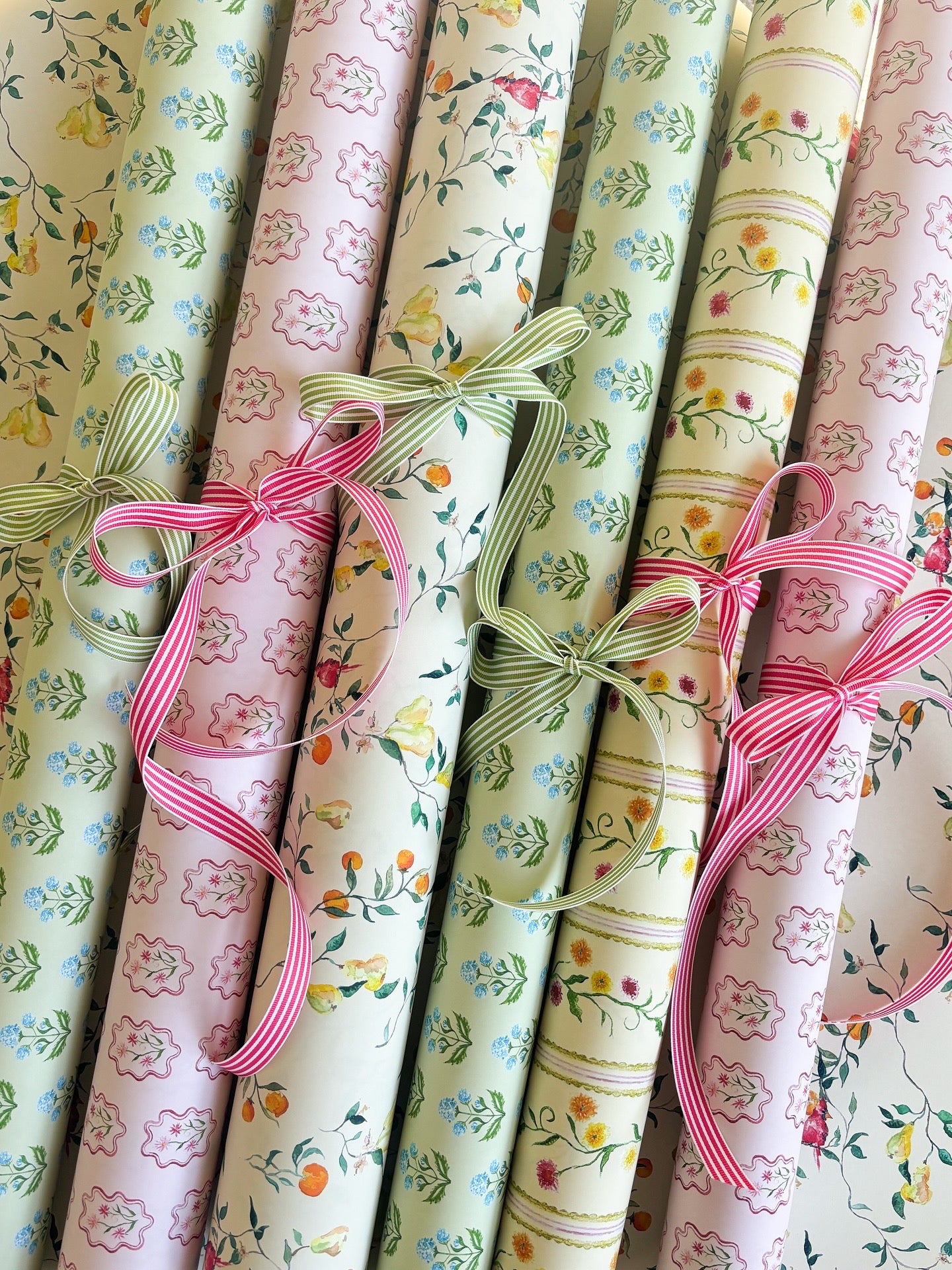 5 Sheet Wrapping Paper Bundle