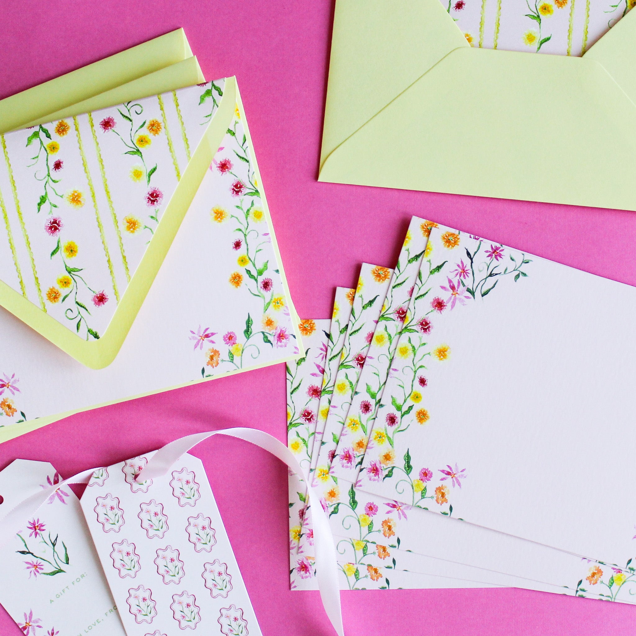 Dahlia Stationery Set